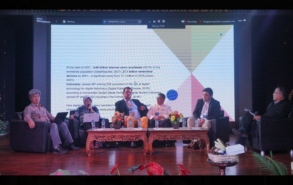 You are currently viewing Delegasi Fisip Unila Berpartisipasi Dalam Internasional Joint Summer School: Reviewing Digital Transformation In A Global Socio.Political Context