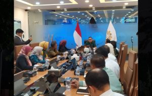 Read more about the article Dekan FISIP Unila Tawarkan Kerja Sama Ke Menteri Perlindungan Pekerja Migran Indonesia