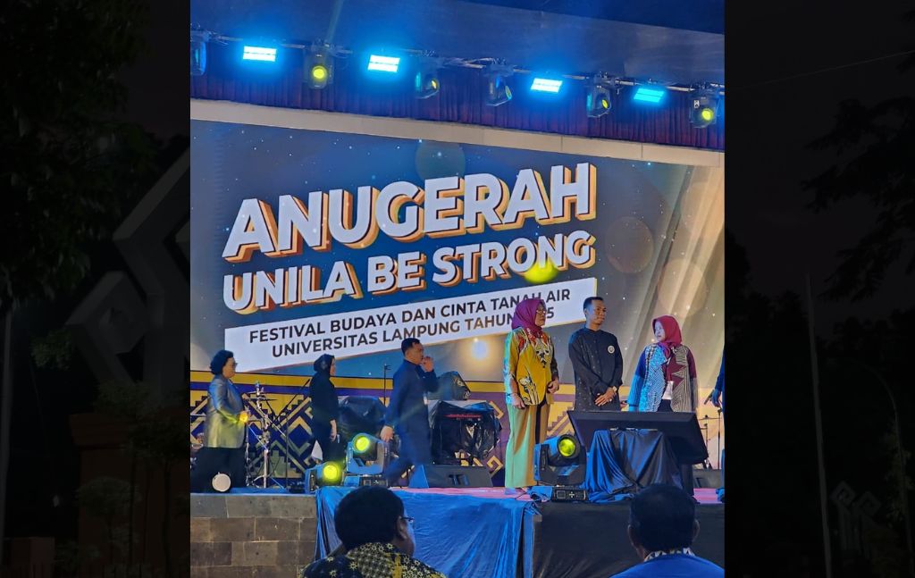 Read more about the article FISIP Borong 3 Anugerah Unila BE STRONG 2025