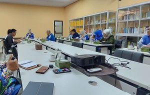 Read more about the article Rapim Perdana : Dekan FISIP Unila Beri Arahan  kepada Jajaran Pimpinan FISIP Unila