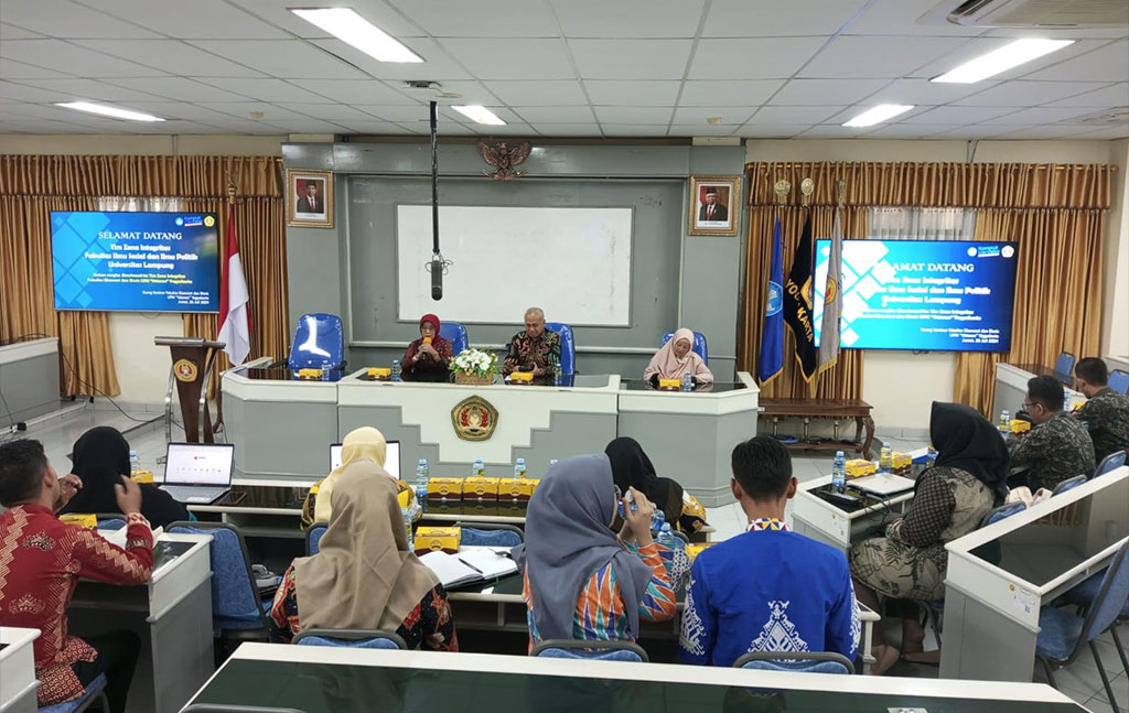 Tim-ZI-WBK-FISIP-Unila-lakukan-Benchmark-ke-FT-UGM-dan-FEB-UPN-Veteran-Yogjakarta4