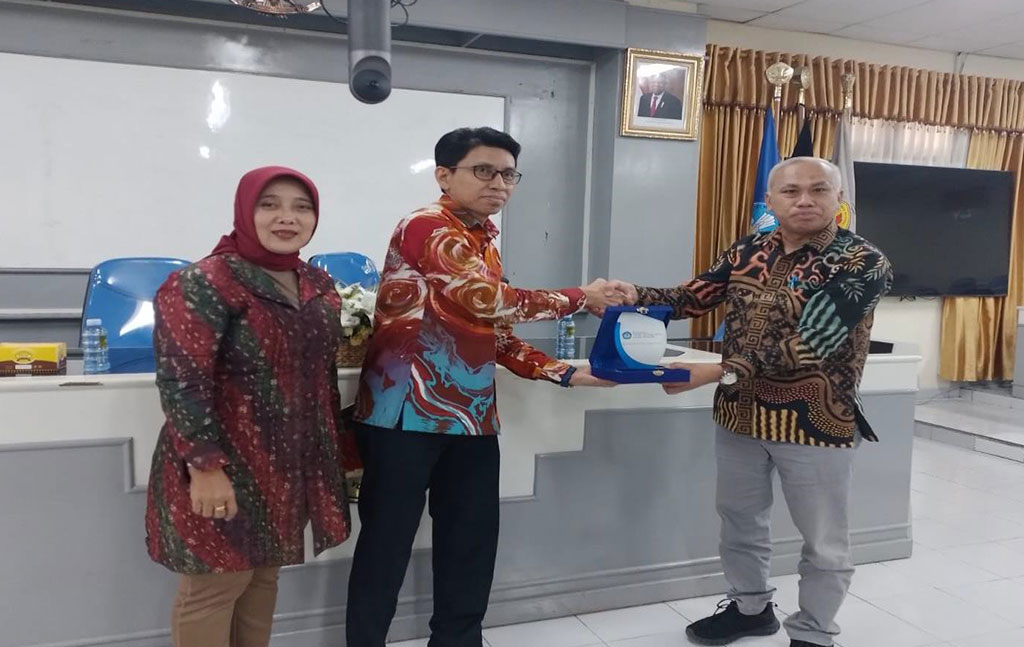 Tim-ZI-WBK-FISIP-Unila-lakukan-Benchmark-ke-FT-UGM-dan-FEB-UPN-Veteran-Yogjakarta9
