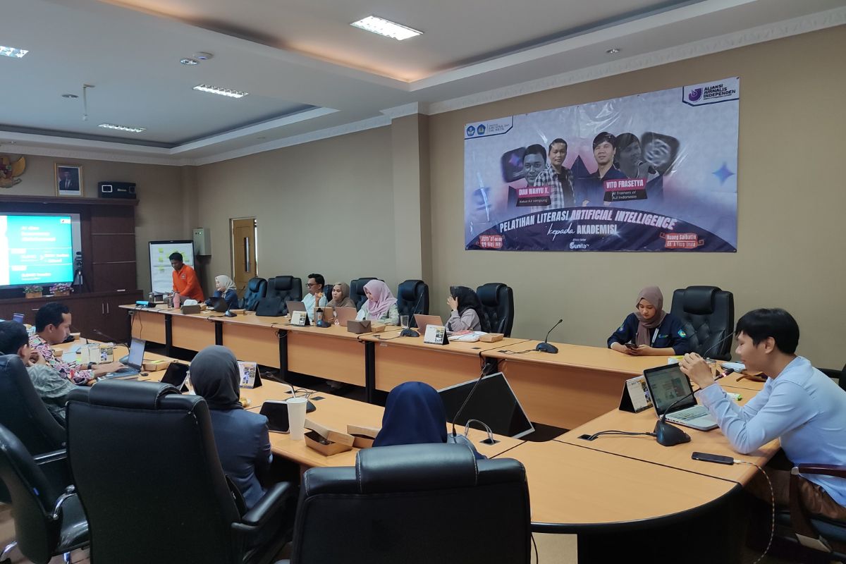 Read more about the article FISIP Unila Gelar Pelatihan AI untuk Akademisi