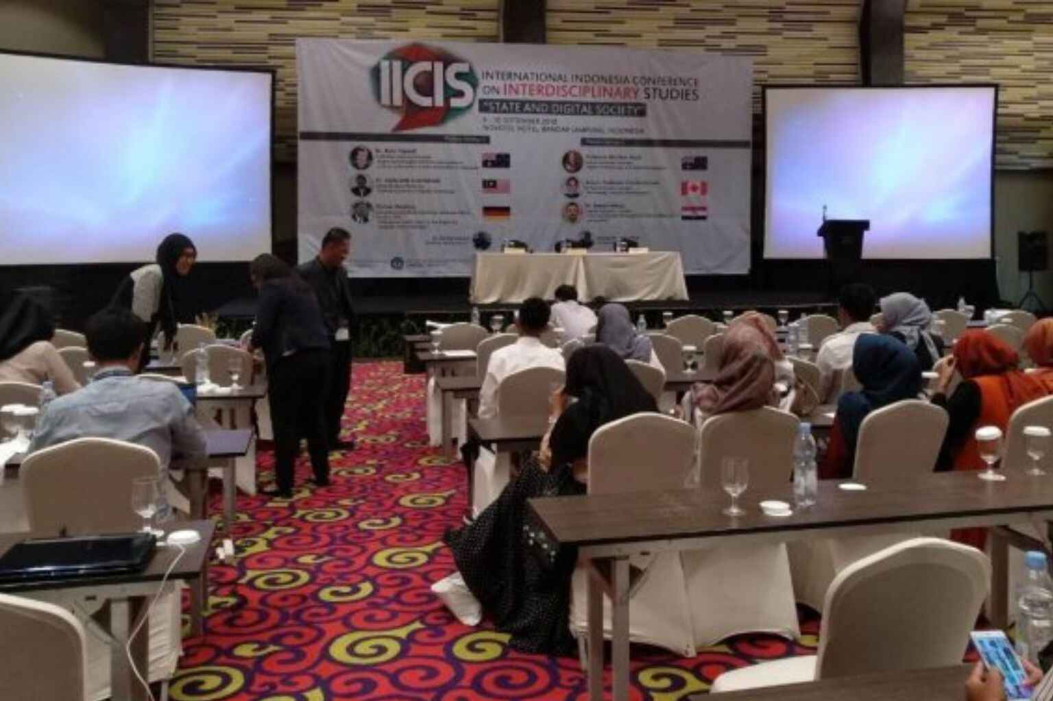 IICIS 2018 1 (1)