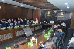 Read more about the article Mahasiswa Jurusan Ilmu Administrasi Negara FISIP Unila Ikuti Kuliah Praktisi di Kemenko Bidang Pangan