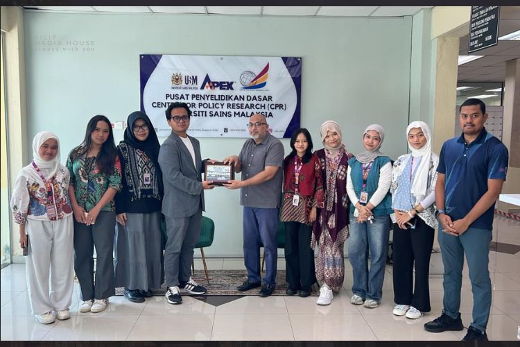 Read more about the article 7 Mahasiswa FISIP Universitas Lampung mengikuti Program Student Mobility di CPR Universiti Sains Malaysia