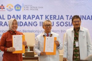 Read more about the article BKS PTN Barat Teken Kerja Sama Antar FISIP dalam Seminar Nasional di Unila