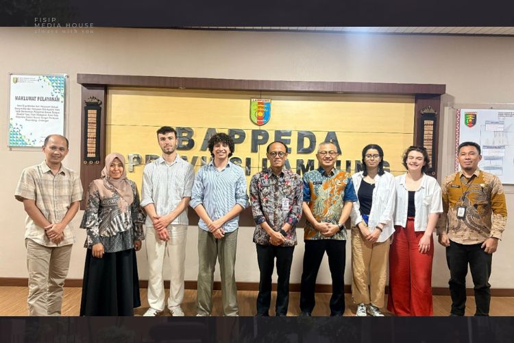 Read more about the article Mahasiswa Peserta Student Exchange Unila-Entpe Disambut Hangat Kepala Bappeda Provinsi Lampung
