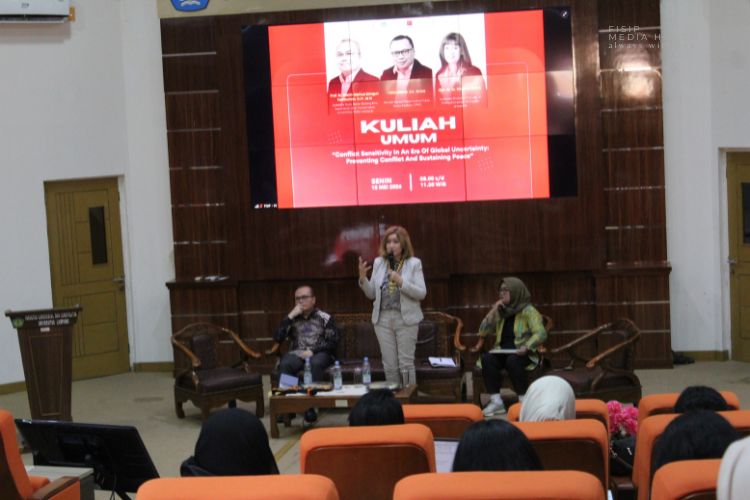 Read more about the article Sustain Peace Jadi Fokus, Jurusan Hubungan Internasional FISIP Unila Edukasi Mahasiswa Seputar Sensitivitas Konflik