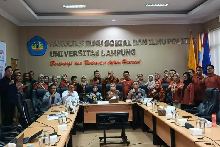 Read more about the article Jalani Asesmen Lapangan LAMSPAK, Program Studi S1 Ilmu Administrasi Negara FISIP Unila Targetkan Raih Unggul
