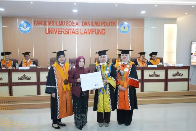 Read more about the article Fera Seftinda Raih Gelar Doktor dengan Konsep Redesain Proses Bisnis untuk Optimalisasi Layanan MPP