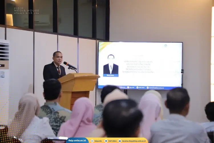Read more about the article Saat Data Menjadi Dasar Kebijakan: Disertasi Doktor FISIP Unila Tawarkan Model Baru Penguatan Literasi